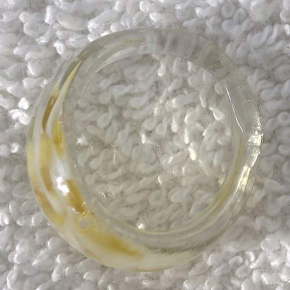 Vintage Art Glass Handmade Yellow White Band Ring - Picture 9 of 13